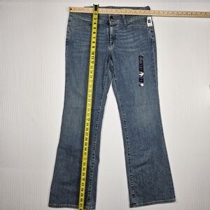 GAP Curvy Bootcut Jeans 12R Low Rise Stretch Medium Wash NWT